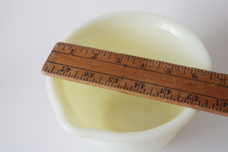 photo of MCM vintage uranium green glow yellow custard glass bowl Hamilton Beach mixer bowl w/ spout  #7