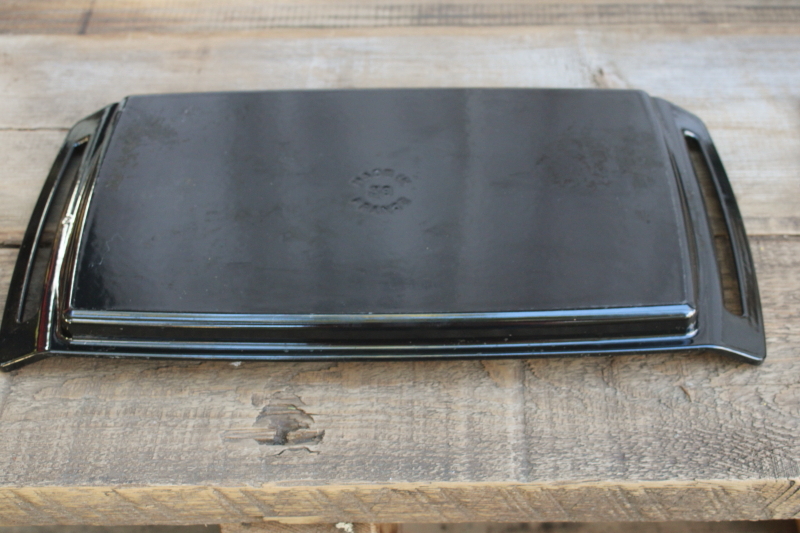 photo of Made in France Staub enameled cast iron La Plancha double burner griddle #2