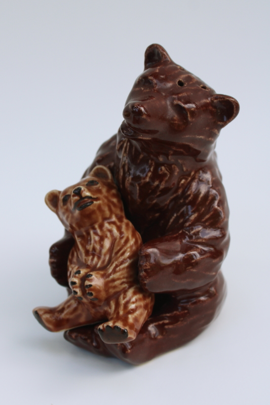 photo of Madison Ceramic Arts vintage pottery salt & pepper shakers, brown grizzly bear figurines mama bear & cub  #2