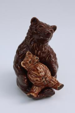 catalog photo of Madison Ceramic Arts vintage pottery salt & pepper shakers, brown grizzly bear figurines mama bear & cub 