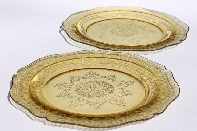 photo of Madrid / Recollection pattern glass, amber yellow depression glass dinner plates #6