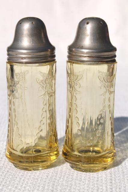 photo of Madrid pattern vintage depression glass salt & pepper shakers, amber yellow glass #2