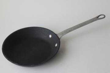 Magnalite GHC USA aluminum 8 inch frying pan or small skillet good used condition 