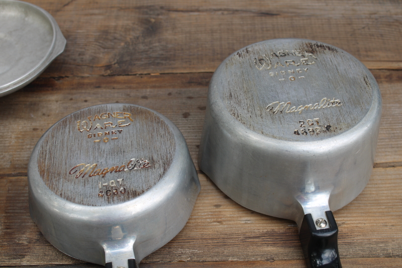 photo of Magnalite Wagner Ware Sidney O vintage cast aluminum pans w/ lids, 4680 1 qt & 4682 2 qt saucepans #8