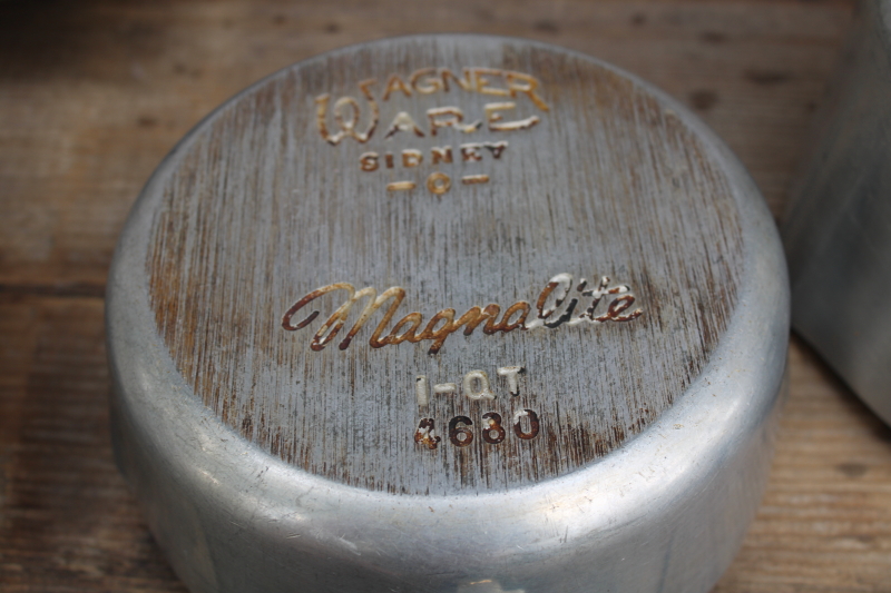 photo of Magnalite Wagner Ware Sidney O vintage cast aluminum pans w/ lids, 4680 1 qt & 4682 2 qt saucepans #9