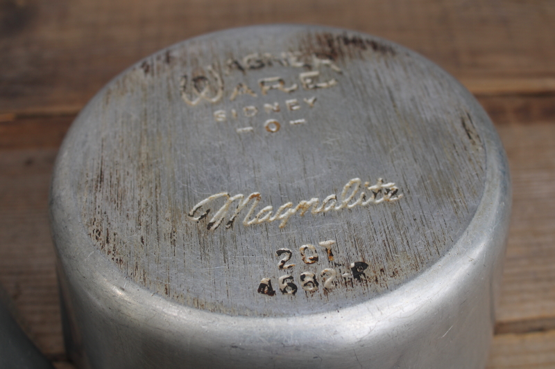 photo of Magnalite Wagner Ware Sidney O vintage cast aluminum pans w/ lids, 4680 1 qt & 4682 2 qt saucepans #10