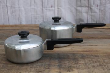 Magnalite Wagner Ware Sidney O vintage cast aluminum pans w/ lids, 4680 1 qt & 4682 2 qt saucepans 