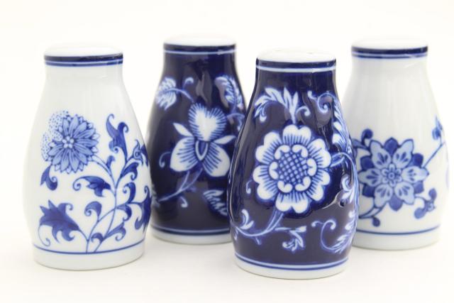 photo of Mandarin Pier 1 blue & white floral china S&P shakers set, Chinese porcelain salt and pepper #1