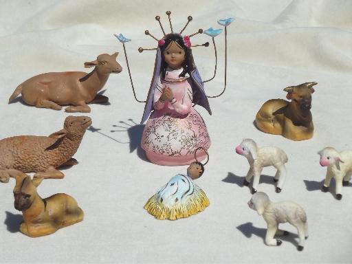 photo of Mary & Baby Jesus w/ the animals, vintage Mexican pottery creche figures #1