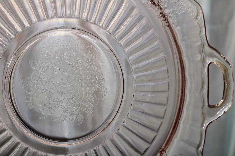 photo of Mayfair pink depression glass handled bowl, 1930s vintage Anchor Hocking glassware #3