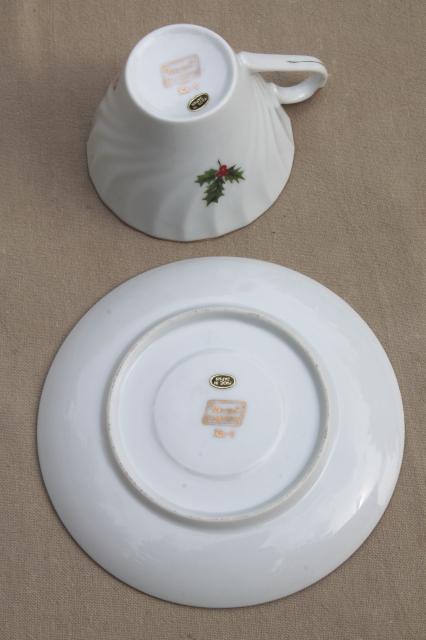 photo of Merry Christmas motto china tea cup & saucer set, vintage Norcrest label Japan #3