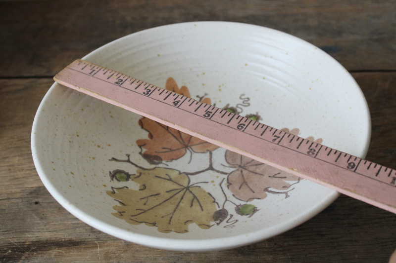 photo of Metlox PoppyTrail Woodland autumn leaves pattern serving bowl, MCM vintage pottery dinnerware #2