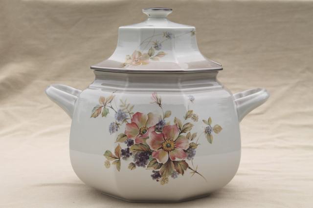 photo of Mikasa Black Berries blackberries vintage soup tureen covered bowl w/ blackberry floral #3