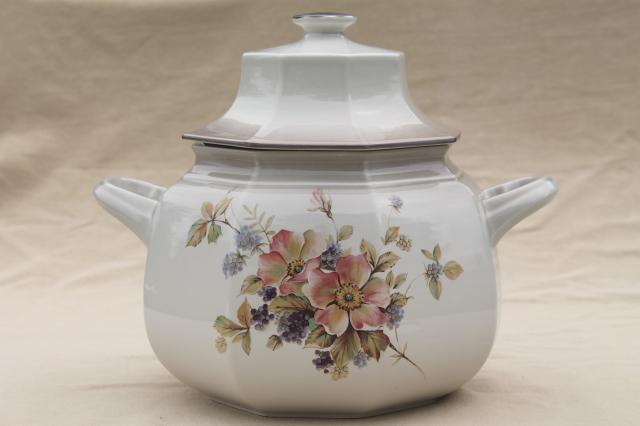 photo of Mikasa Black Berries blackberries vintage soup tureen covered bowl w/ blackberry floral #6