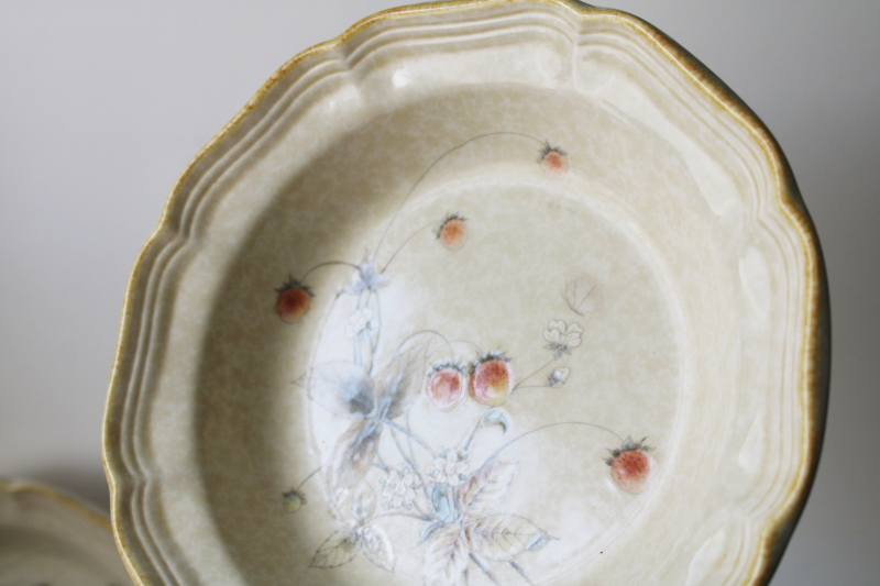 photo of Mikasa Country Charm Berry Vale 80s vintage strawberries pattern stoneware, set of four large soup bowls #2