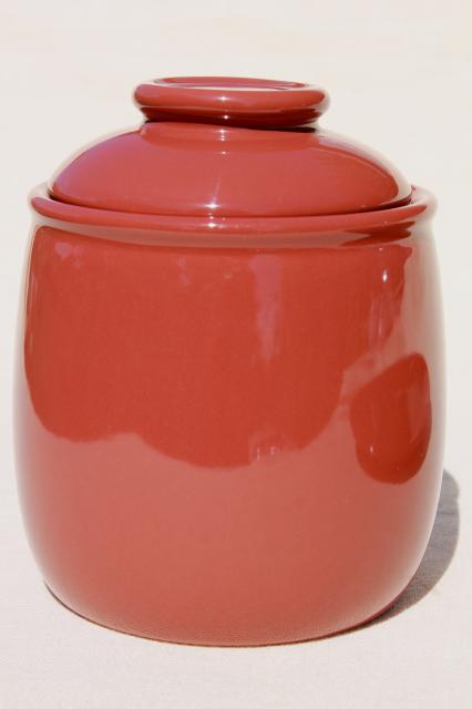 photo of Mikasa Separates Bob Van Allen, solid color terracotta cracker jar & serving plate set #2