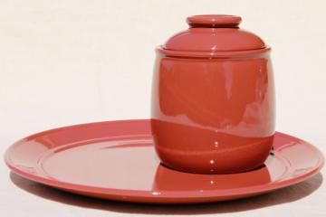 catalog photo of Mikasa Separates Bob Van Allen, solid color terracotta cracker jar & serving plate set