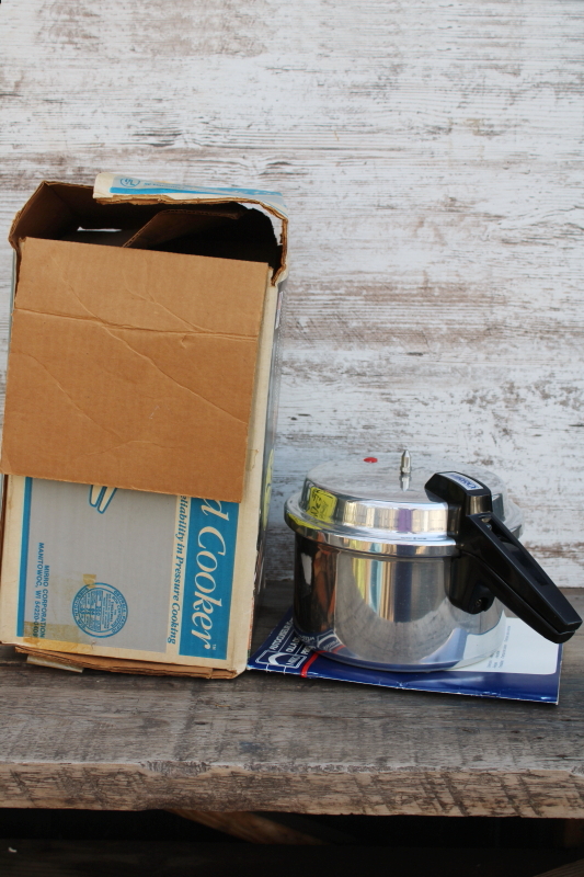 photo of Mirro aluminum Speed Cooker Canner 4 qt pot pressure valve lid w/ book 90s vintage new in box  #4