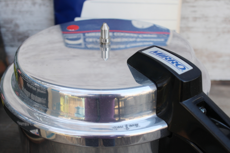 photo of Mirro aluminum Speed Cooker Canner 4 qt pot pressure valve lid w/ book 90s vintage new in box  #8