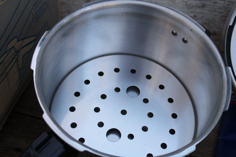 photo of Mirro aluminum Speed Cooker Canner 4 qt pot pressure valve lid w/ book 90s vintage new in box  #13
