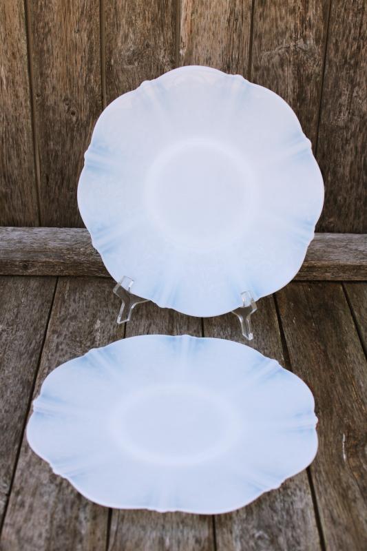photo of Monax opalescent milk glass, depression vintage American Sweetheart dinner plates #1