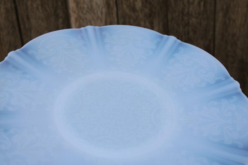 photo of Monax opalescent milk glass, depression vintage American Sweetheart dinner plates #2