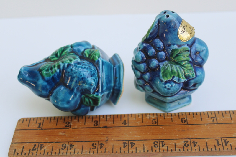 photo of Mood Indigo label mod vintage blue fruit ceramic salt & pepper shakers Inarco Japan  #5