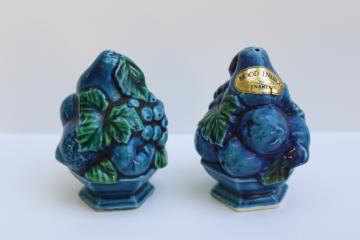 Mood Indigo label mod vintage blue fruit ceramic salt & pepper shakers Inarco Japan 
