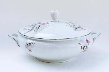 catalog photo of Mountain Bell Royal Duchess Bavaria china, vintage covered bowl, large serving dish