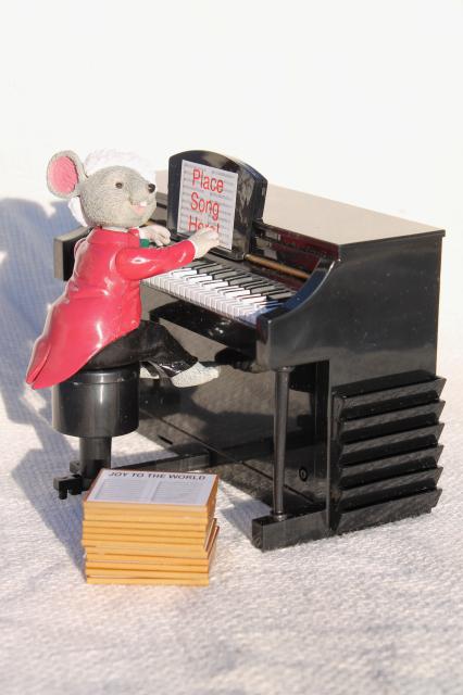 photo of Mr. Christmas Maestro Mouse music box plays piano carols when you choose sheet music #1