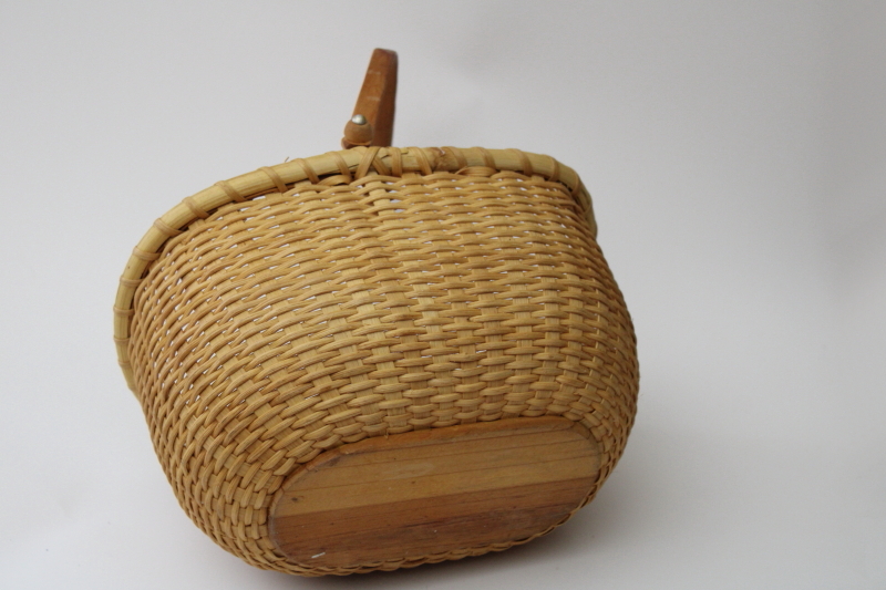 photo of Nantucket style basket, 1990s vintage hand woven basket w/ carved wood handle #5