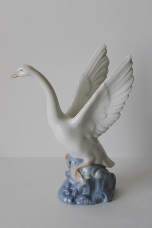 photo of Nao Lladro porcelain flying goose or duck figurine, white bird w/ upraised wings  #2