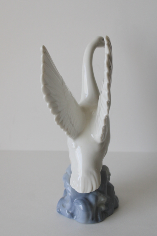 photo of Nao Lladro porcelain flying goose or duck figurine, white bird w/ upraised wings  #3