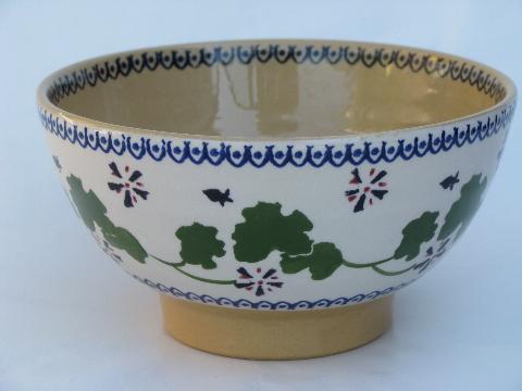 photo of Nicholas Mosse - Ireland, geranium bowl, Irish yellow ware pottery #1