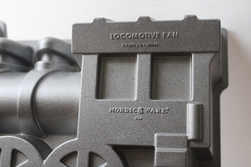photo of Nordic Ware cake pan train engine locomotive, novelty baking pan  #2