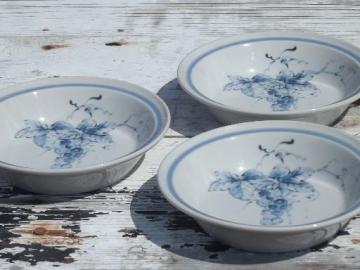 catalog photo of Noritake Primastone stoneware soup bowls, blue grapes Sonoma vine & grape