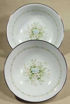 Noritake china Poetry pattern serving / salad bowls, 1980s vintage porcelain dinnerware