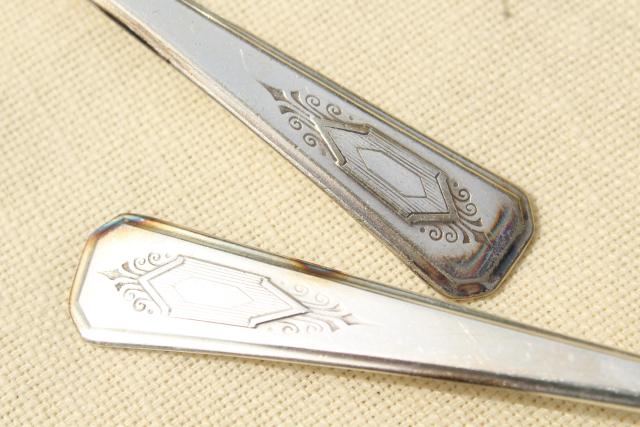 photo of Nuart art deco 1930s vintage silver plate flatware, Wm A Rogers teaspoons #5