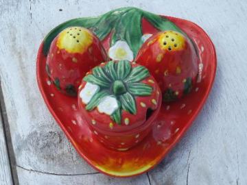 catalog photo of Occupied Japan vintage ceramic condiment set, strawberry S&P, mustard pot