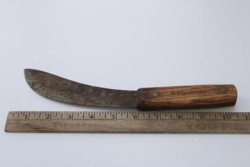catalog photo of Old Hickory carbon steel butchers skinner knife w/ curved blade, primitive vintage patina