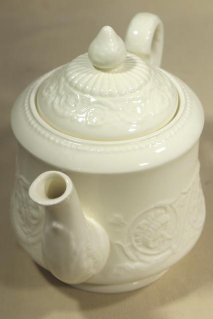 photo of Old Patrician Wedgwood creamware embossed ivory china tea pot, mid-century vintage #2