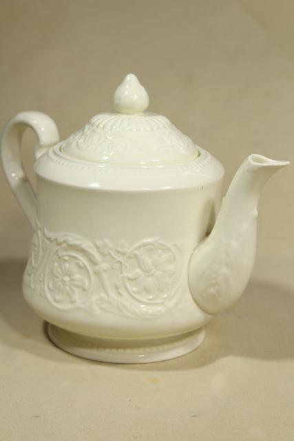 photo of Old Patrician Wedgwood creamware embossed ivory china tea pot, mid-century vintage #3