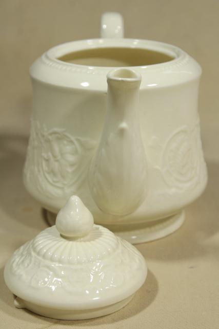 photo of Old Patrician Wedgwood creamware embossed ivory china tea pot, mid-century vintage #7