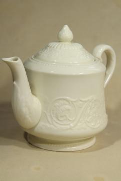 catalog photo of Old Patrician Wedgwood creamware embossed ivory china tea pot, mid-century vintage