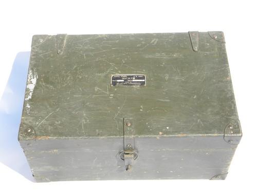 photo of Old WWII US Army Signal Corps wood dovetailed instrument chest #2