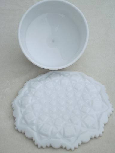 photo of Old quilt Westmoreland milk glass cheese plate or round covered butter dish #3