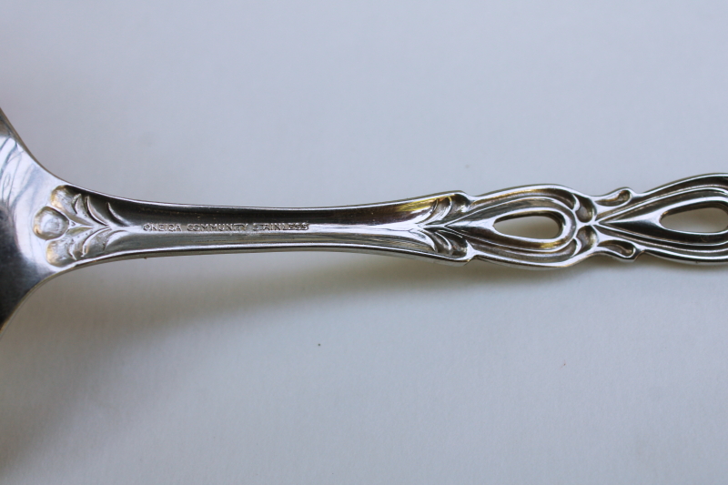 photo of Oneida Chandelier pattern stainless gravy ladle, 1980s vintage  #4