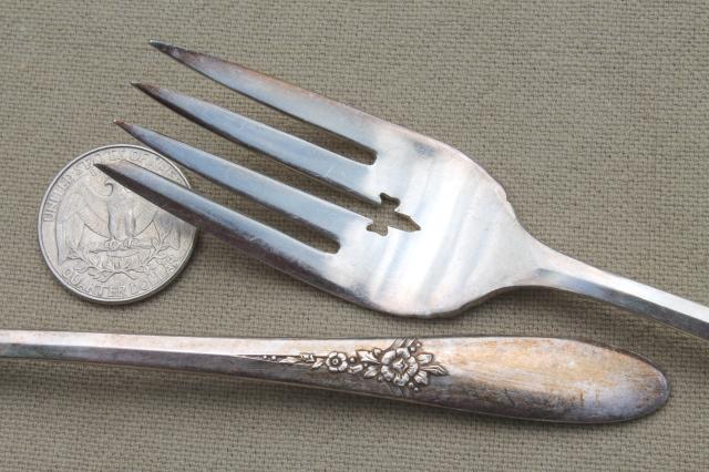 photo of Oneida Community silver Tudor plate Fantasy pattern silverware, 1940s vintage flatware #14