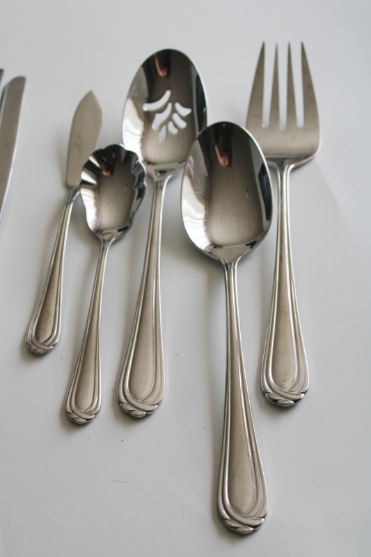 photo of Oneida Ottawa pattern 18 10 stainless flatware for 4 w/ completer pieces #5