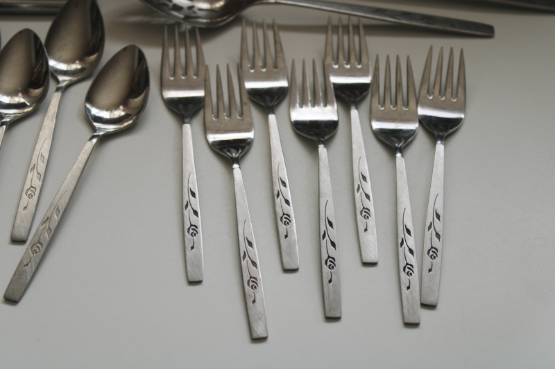 photo of Oneidacraft Deluxe Stainless 1960s vintage Capistrano burnished rose pattern flatware #3